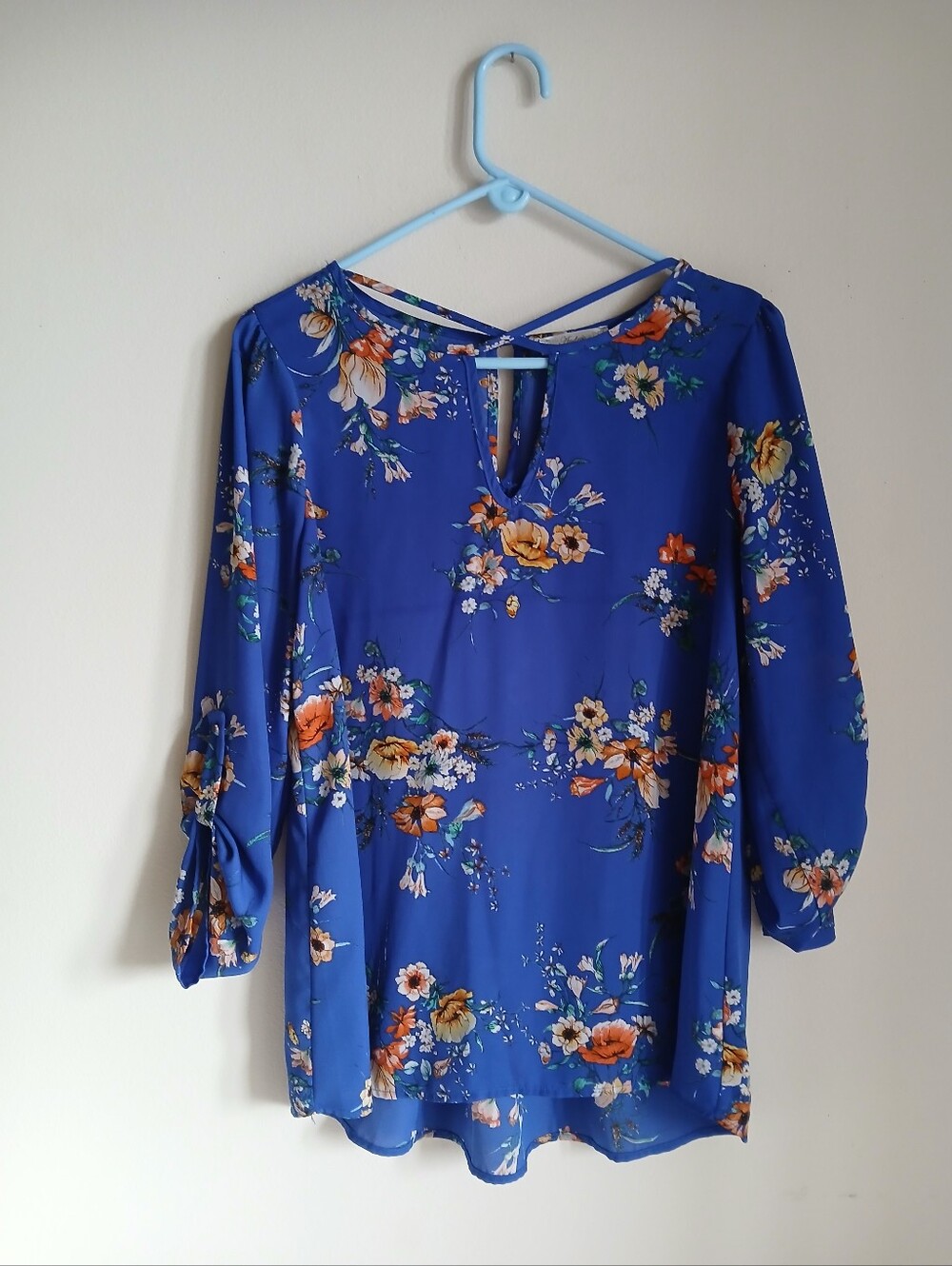 Andree By Unit Blue Floral Blouse Size Large